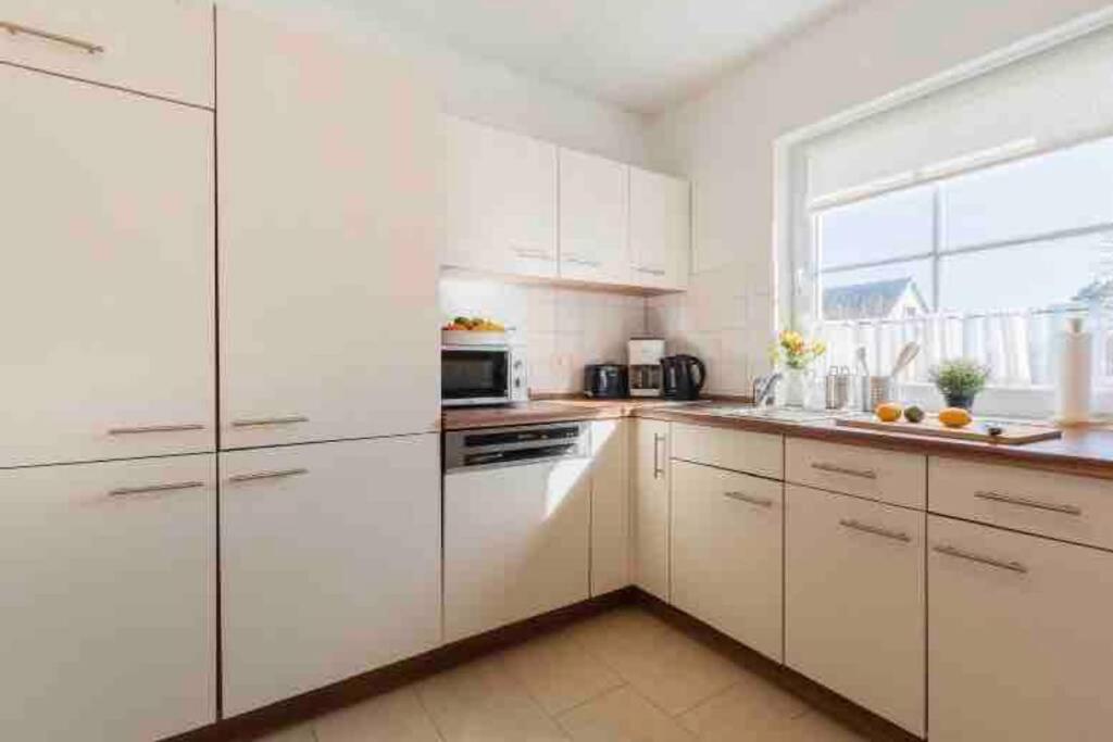 Ferienhaus Sanddorn Breege- Zwischen Bodden & Meer エクステリア 写真